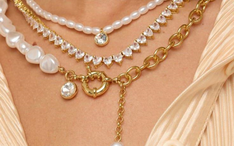 how to clean costume jewelry necklaces