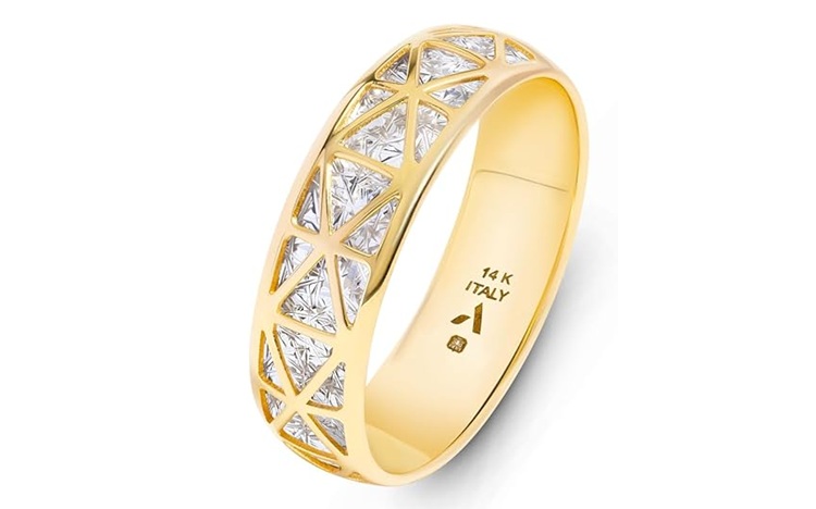 14K gold Italian ring with geometric diamond cut design
