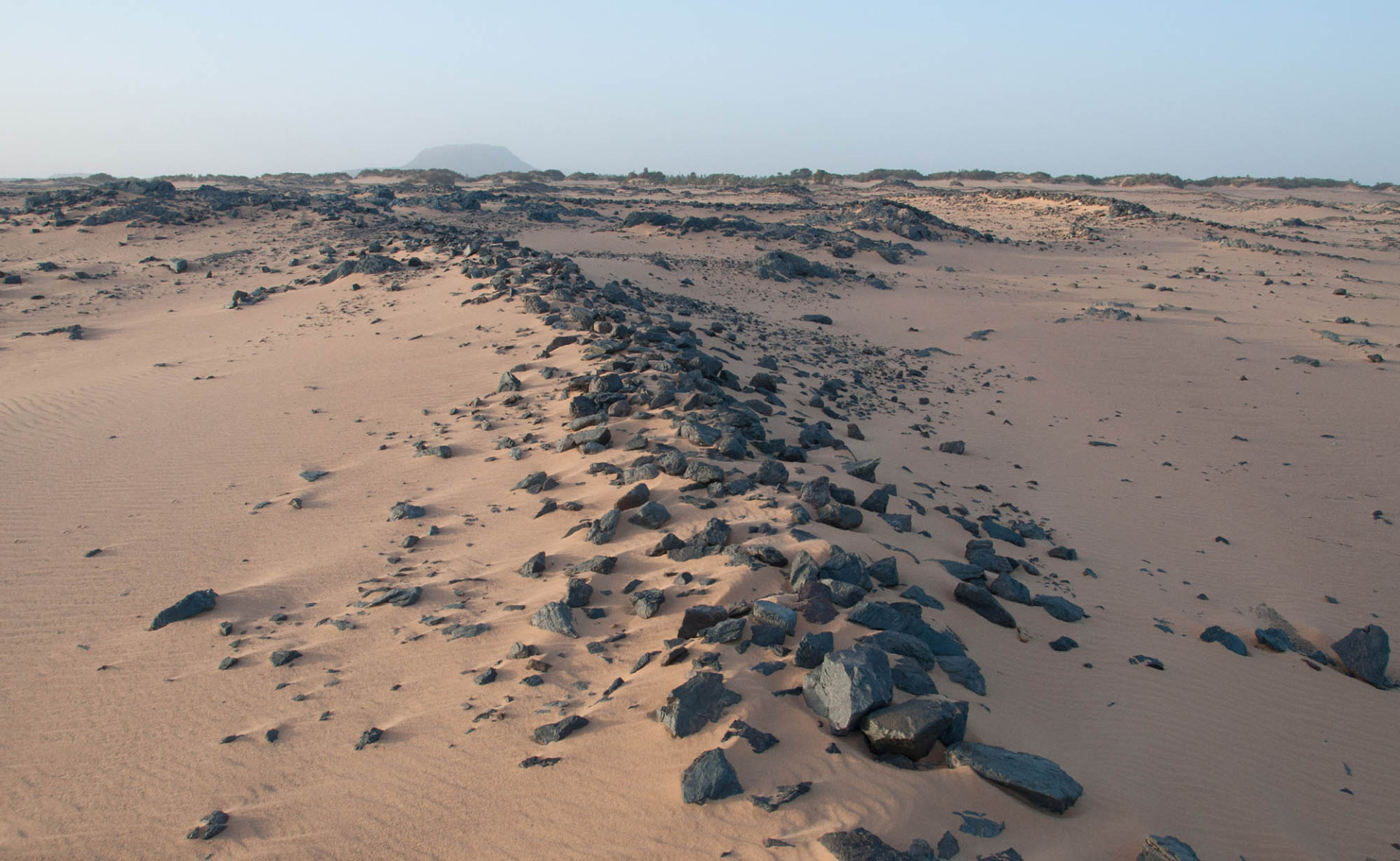 尼罗河沿岸的墙壁揭示古代水利工程形式