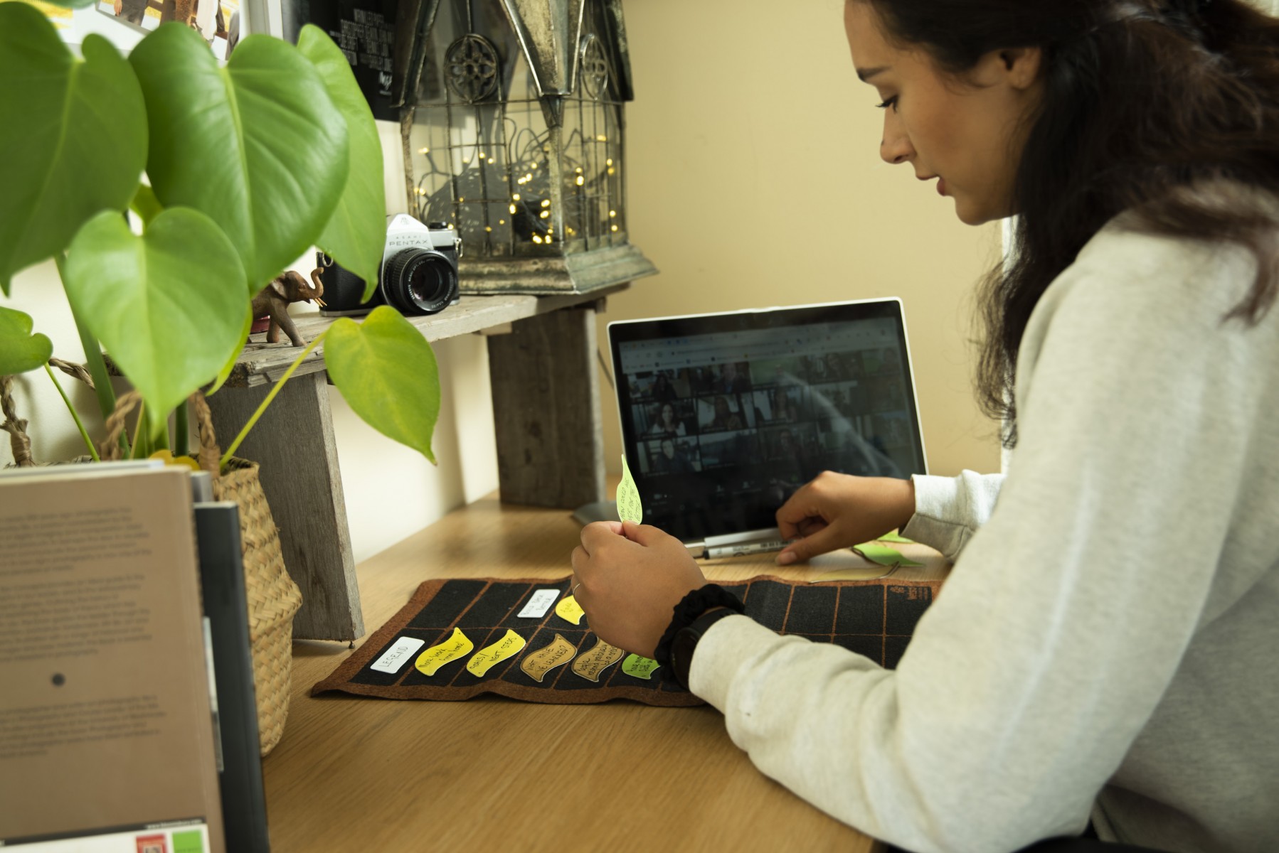 专家研发工具包，帮助学生在冠状病毒危机期间进行线上学习