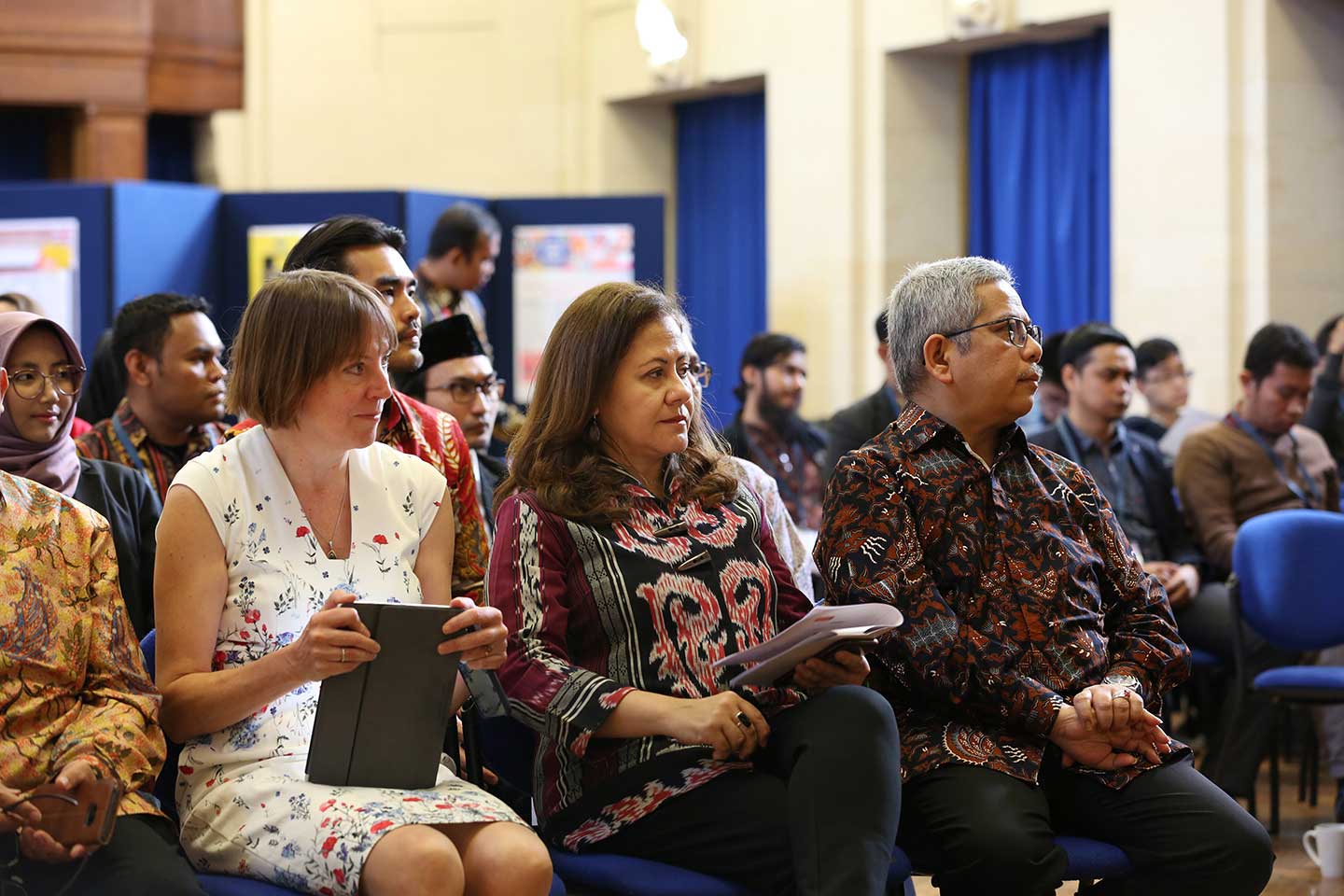 印尼专家聚会探讨经济与社会发展