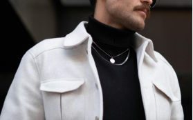 best materials and styles for turtleneck jewelry