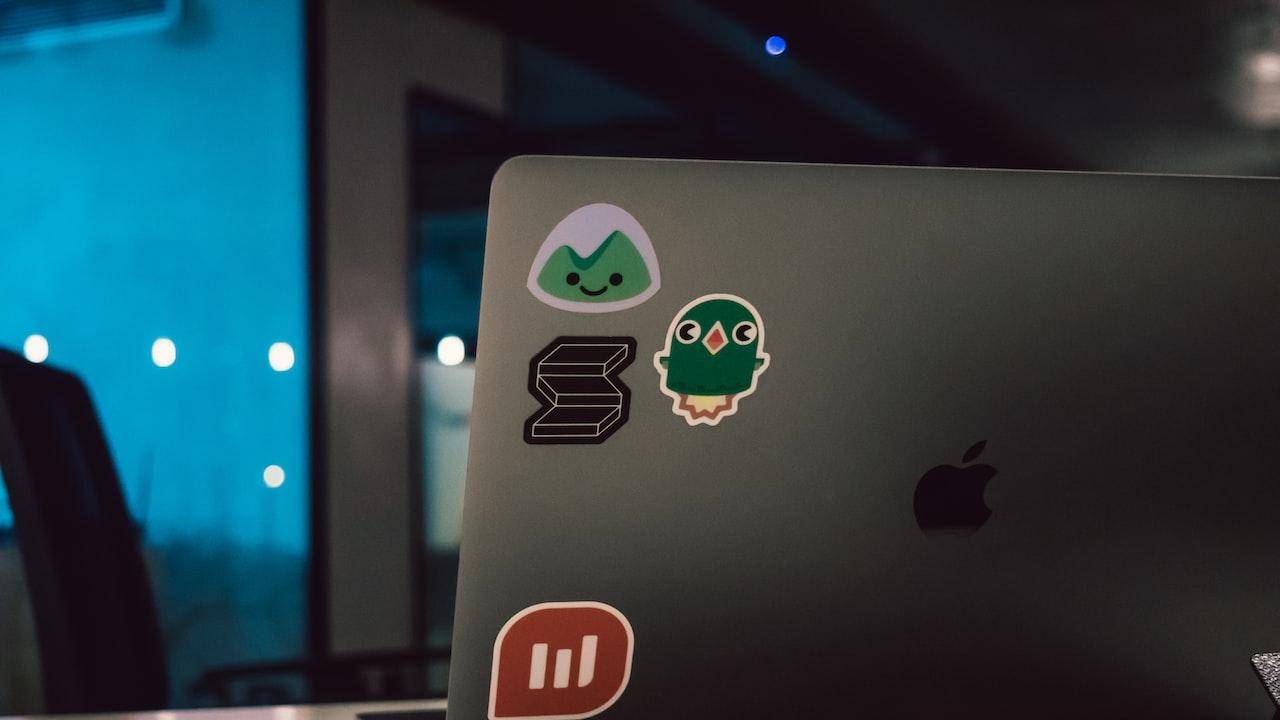 Wie Viel Sollte Man Für Einen Laptop Ausgeben?