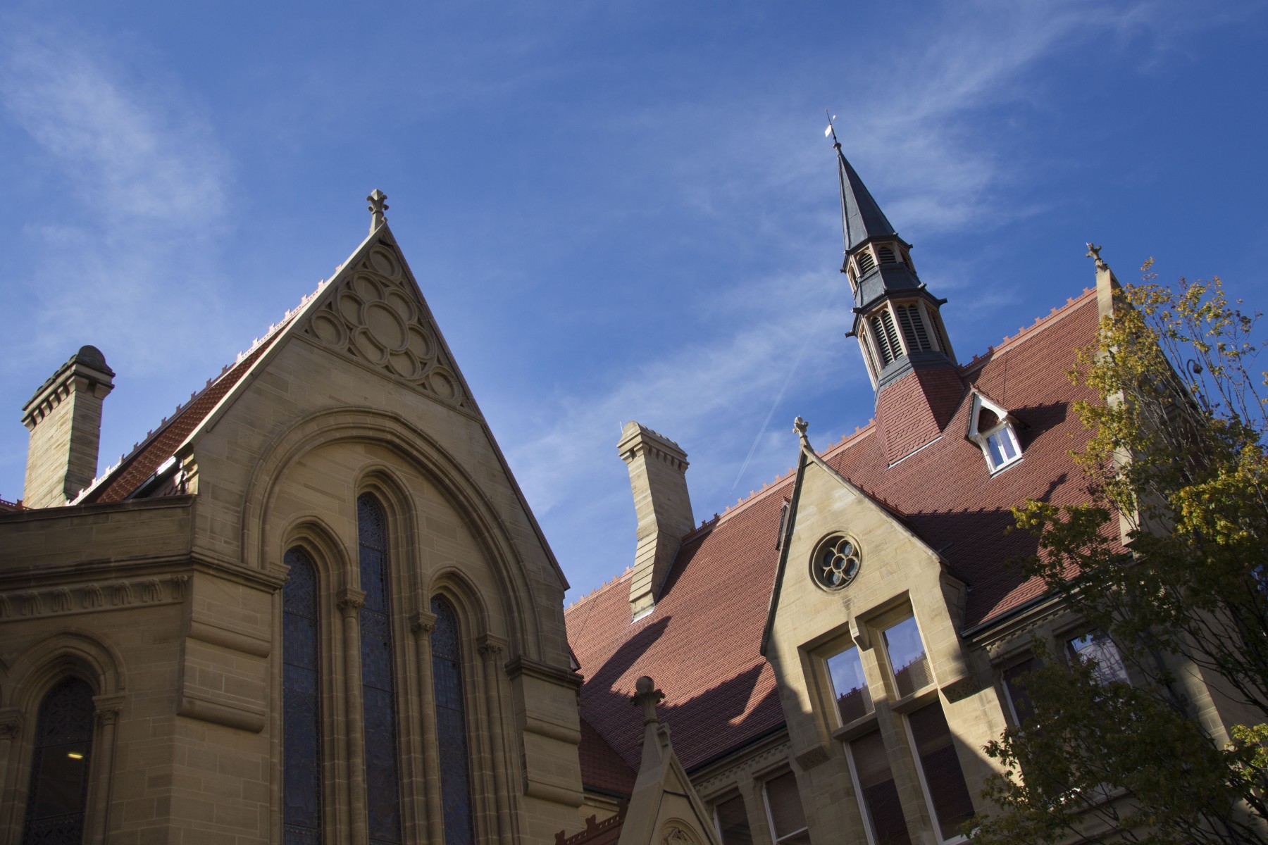 曼彻斯特跻身英国就业前五位