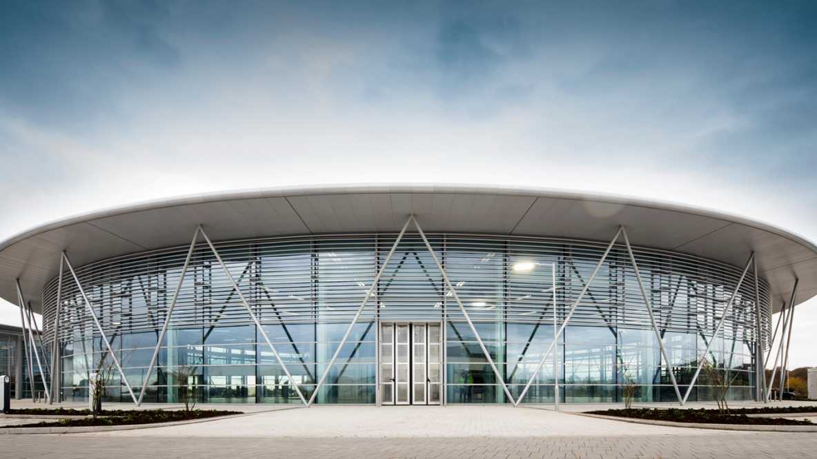 过去的创新者可以指引我们塑造未来工业的方向