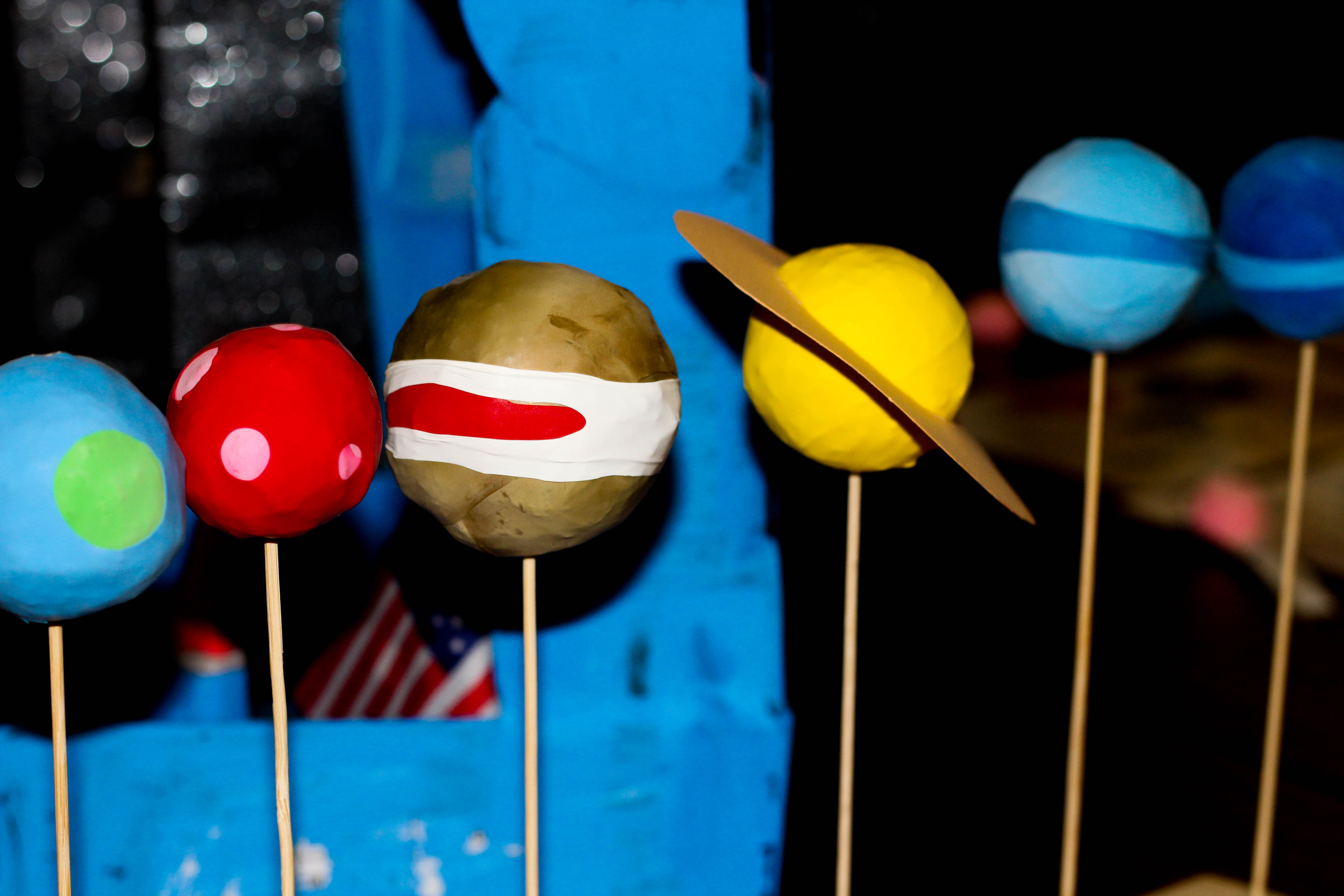 《科学与好奇心节：跳蚤、大脑和机器人》