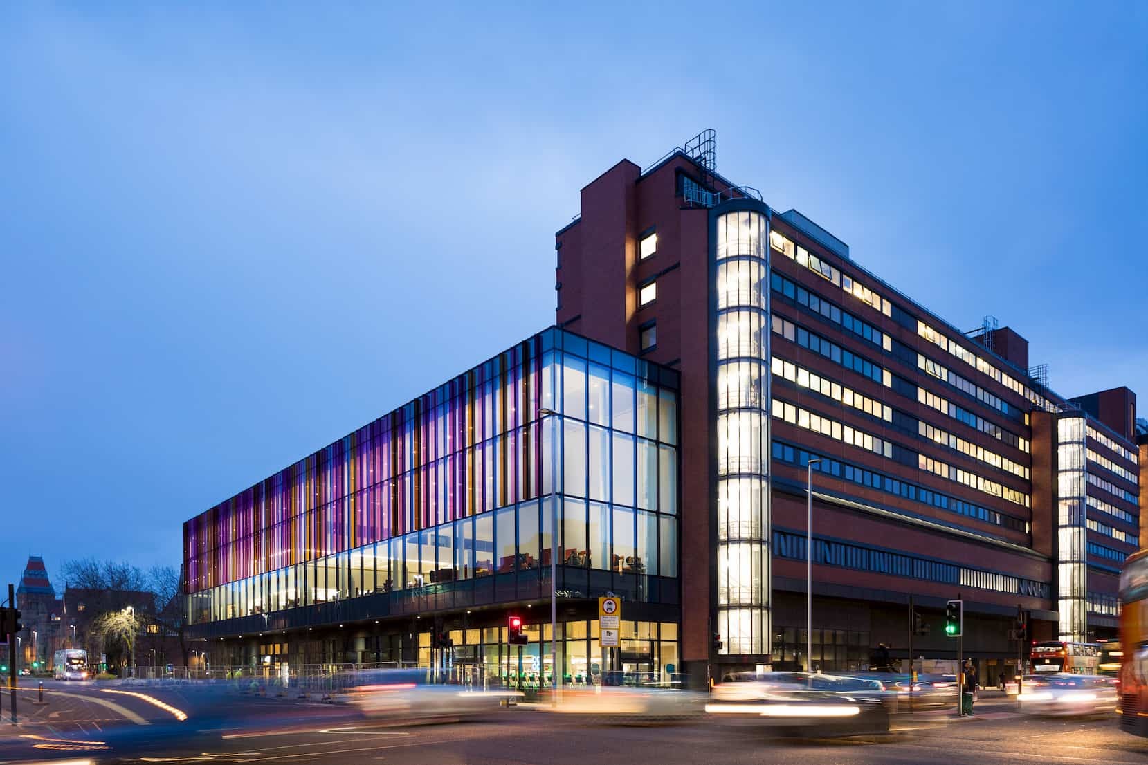 曼彻斯特大学斯特拉斯克拉德商学院将领导3.2亿英镑生产力研究所