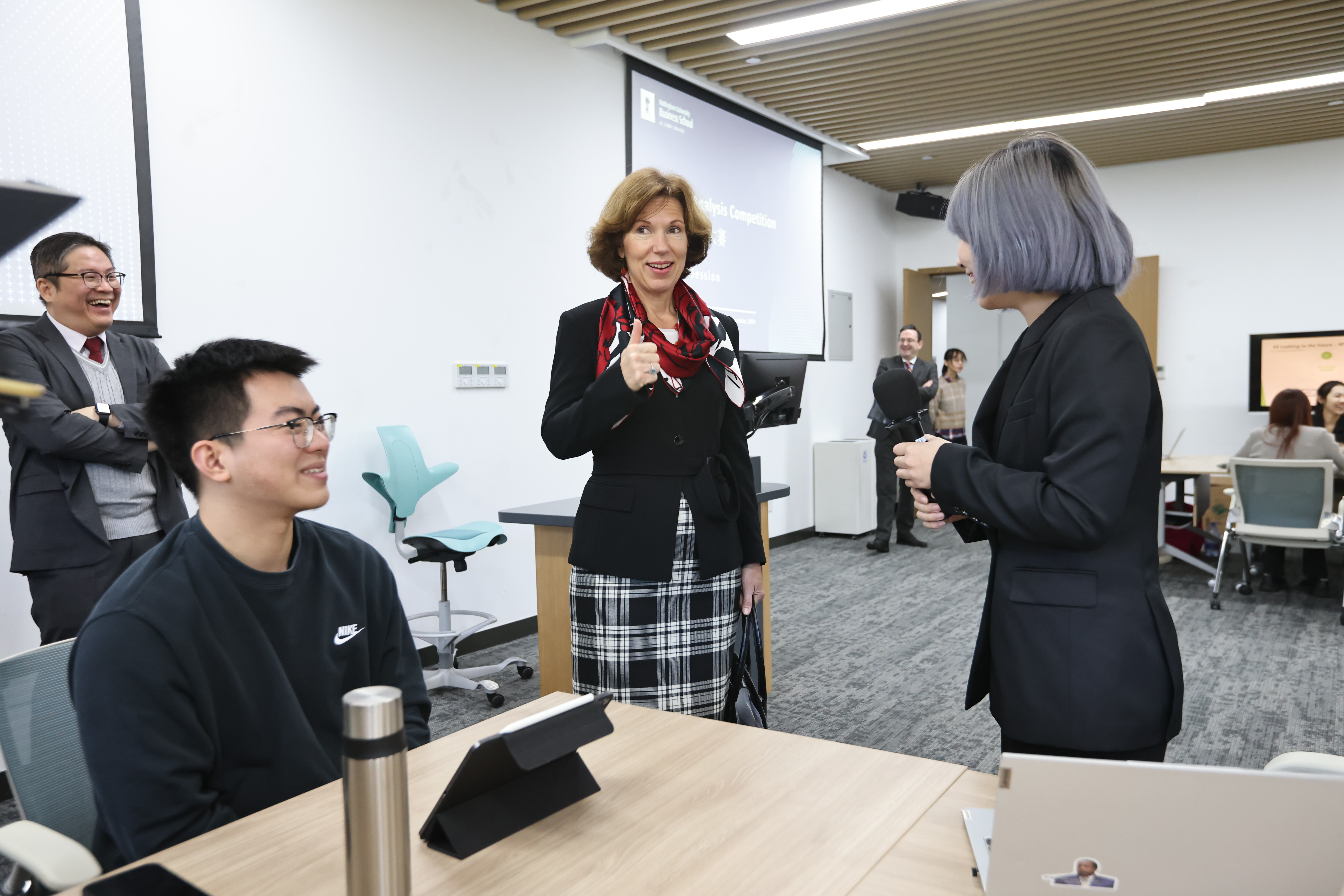 宁波诺丁汉大学与英国合作庆祝贵宾访问