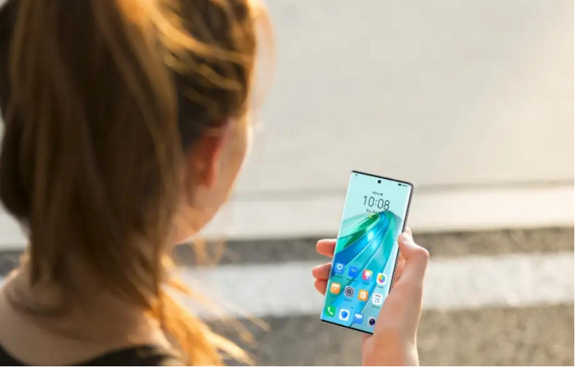 Why Do Smartphones Change How People Experience Waiting?