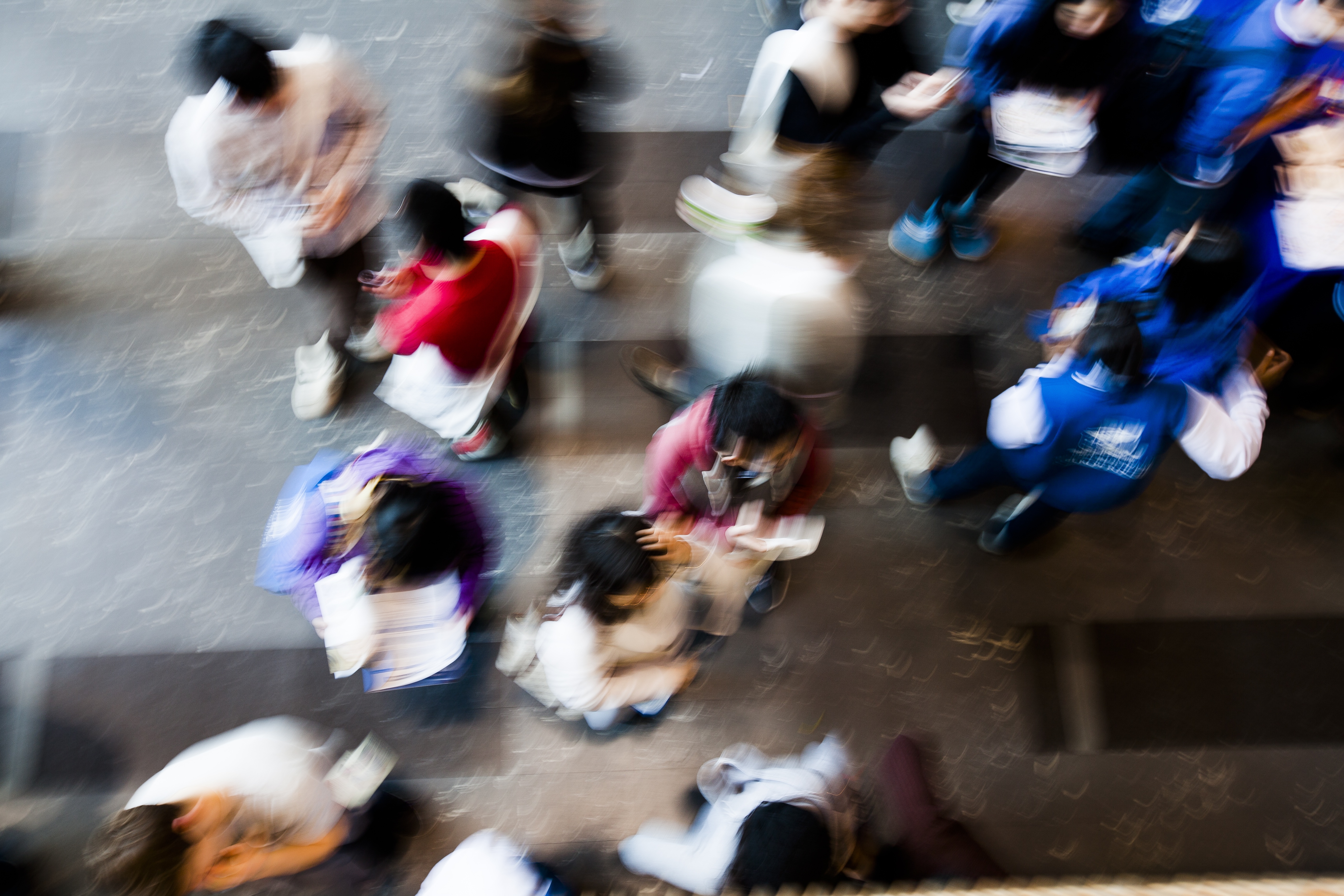 拒绝接种疫苗者：是否支持疫苗护照？