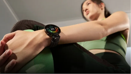 How Smartwatches Enhance Your Workout Routine