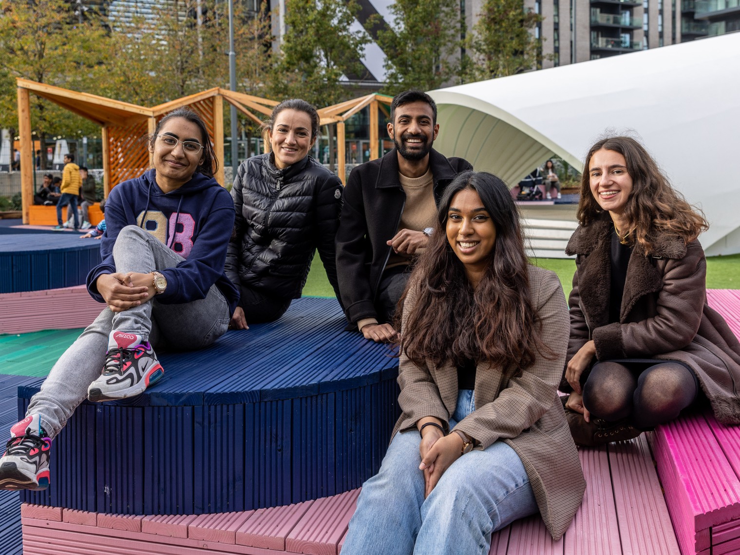伦敦证券交易所学徒参与设计温布利公园新公共空间