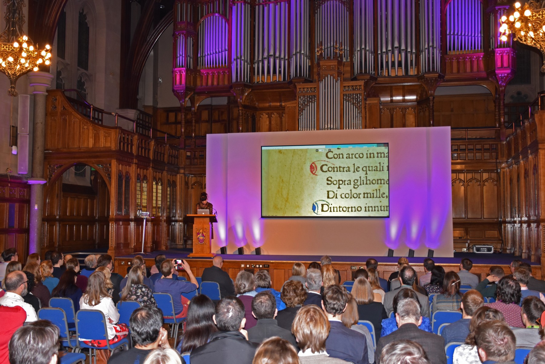 曼彻斯特向全球观众开放历史珍藏品，推出新平台