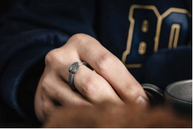 how to comfortably adjust a tight ring