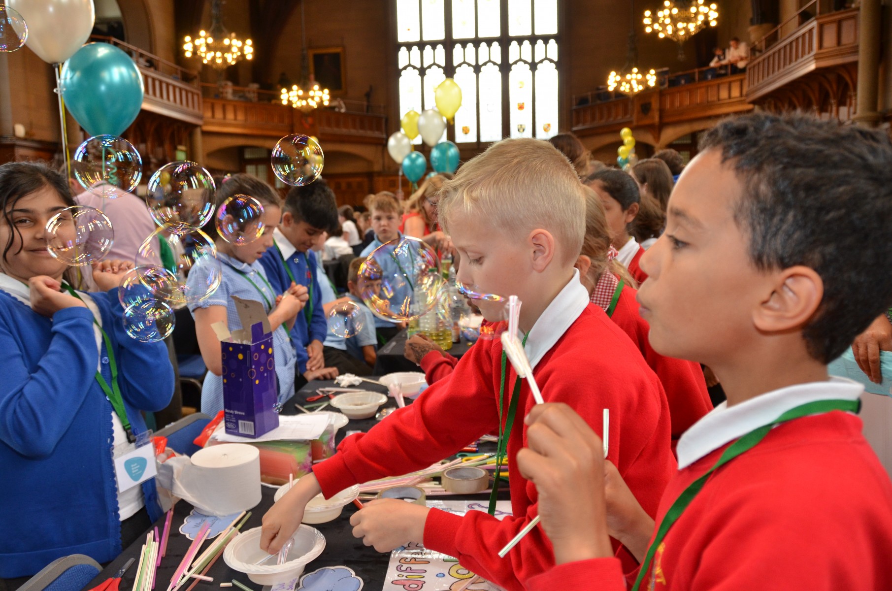 今年的学校大科学分享活动比以往任何时候都更加盛大