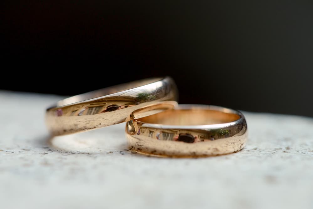 couple wedding rings