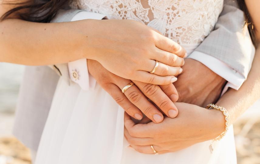 gold wedding rings