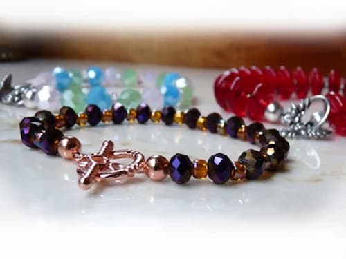 beaded bracelet with clasp