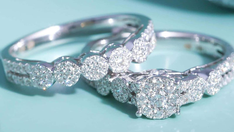 a simulant diamond wedding and engagement rings